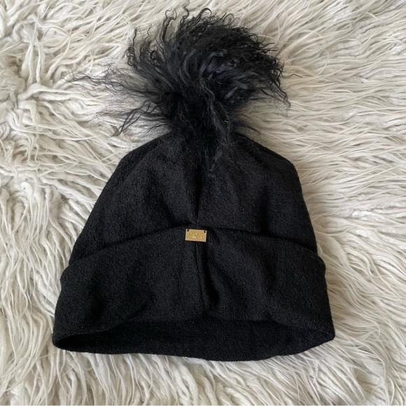 ARAE Black Freya Boiled Wool Polar Fleece Mongolian Fur Pom Pom Beanie Hat OS - Picture 5 of 8